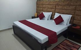 Usa Gardens Hotel & Resort